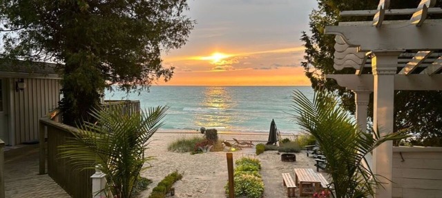 Lake Huron Oasis! Private Beachront Cottage in Goderich