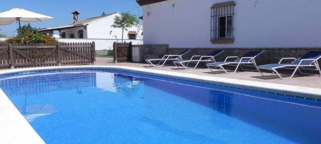 Large pool area, 4 bikes, free Wi-Fi, 2 parking spaces - Casa Anita - in Conil de la Frontera