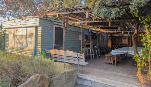 Les Cabanes de tout vent in Sorgues