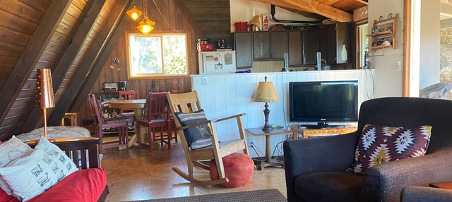 Lincoln City/Road's End Furnished Oregon Coast Cozy Home for Rent in Lincoln City