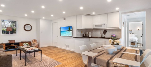 Live on the Water: Dock, Beach, Boat, Kayak & Fish in Southampton