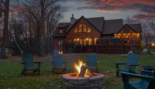 Longbow Lodge in Walker