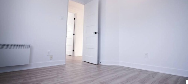 LONGUEUIL CONDO NEAR EVERYTHING-DOWNTOWN MONTREAL-METRO STATION-FREE PARKING in Longueuil