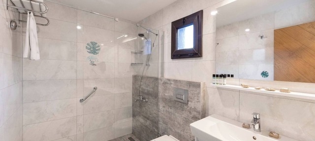 Looking for a house comfort on your vacation? Click. in Bodrum