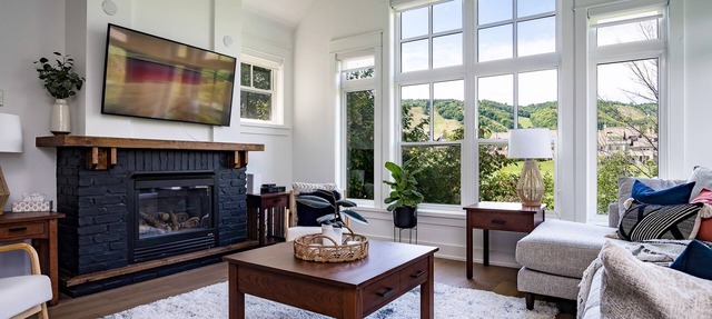 Lovely 3 Bedroom Condo With Stunning Views in Blue Mountain