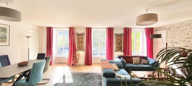 Luxury Quimper Apartment, Stunning Odet River Views & Parking in Quimper