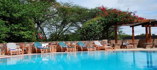 Luxury Room with Pool & Parking | Maasai Mara Safari Lodge Stay in Keekorok