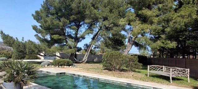 Magnificent 5-star villa in the heart of the Luberon Swimming pool and air conditioning in Cabrières-D'avignon