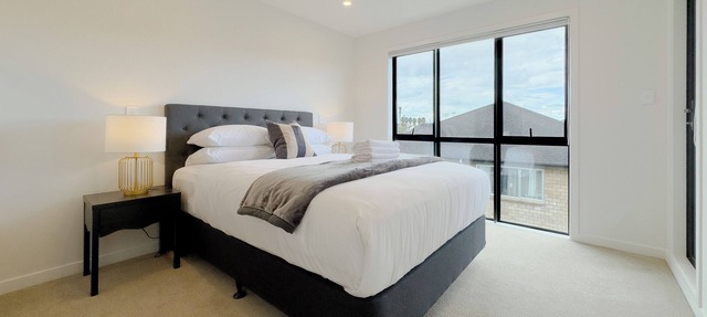 Modern 4 Bedrooms Townhouse in Epsom in Auckland