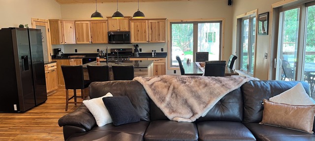 Modern 4BR Long Lake Home: Private Sauna, Heated Garage & Dock in Park Rapids