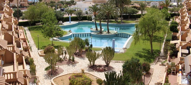 Modern apartment with great pool, next to harbour, boulevard and beach in el Campello