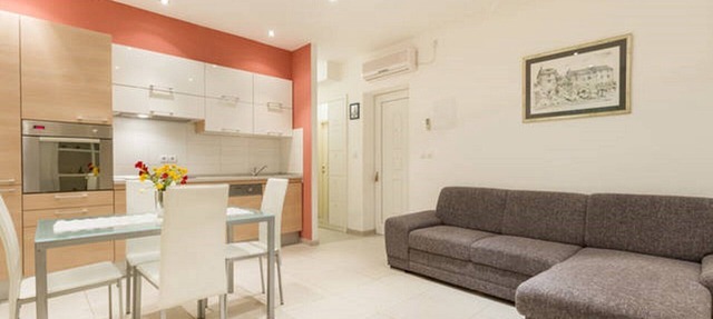 Modern & cozy apartment in amazing location just opposite to Dioclation's Palace in Split
