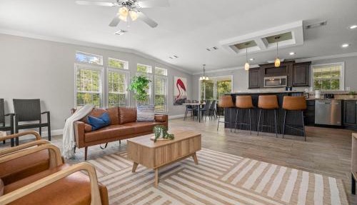Modern Home On Gated 4 Acre plus Nature Sanctuary in Zephyrhills