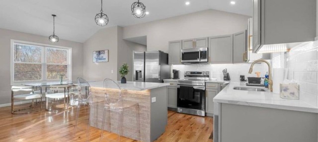 Modern Luxury, The Perfect Getaway Awaits in MIDDLETOWN