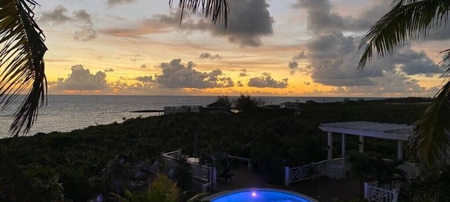 Most Luxurious Beachfront 6500 soft Estate w/pool, jacuzzi and Kayaks. in Exuma