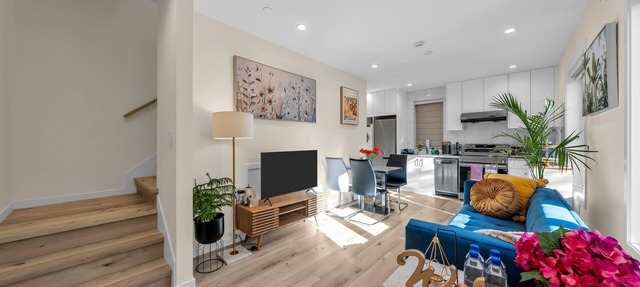 Most Private & Spacious 2 Bed/1 Full Bathroom Laneway House in Vancouver
