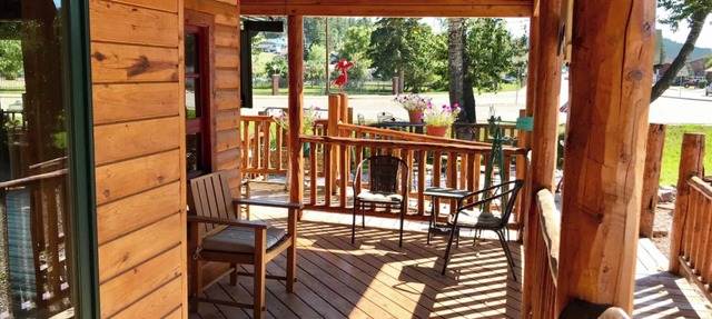 Mountain Peaks Inn, ELKHORN MOUNTAIN SUITE, Downtown Hill City in Hill City