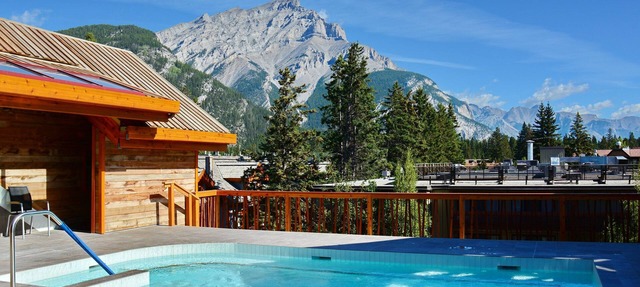 New Accessible Room, 1 Minute from Banff Centre! in Banff