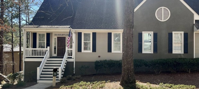 Newly Renovated, Beautifully Decorated, Lake Front in Reynolds in Greensboro