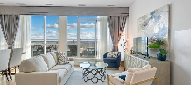 Niagara Falls Penthouse | Great Views | Gym | Luxe in Niagara Falls