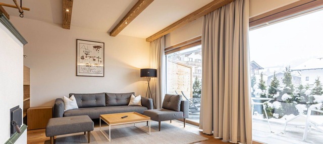 Nice apartment for 5 people with WIFI, hot tub, TV, terrace, pets allowed and parking in Reith Bei Kitzbühel