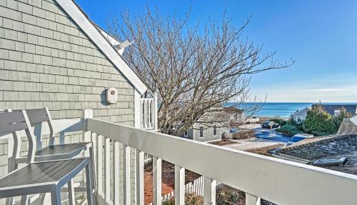 Ocean-View Gem w/Private Beach in Mashpee! in Mashpee