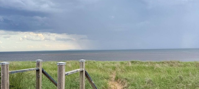 Oceanview with Beach Access in Belle River
