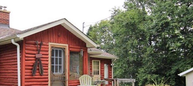 O’Leary’s Lane is Rustic and Cozy 4 season cottage! Fishing year round! in Restoule