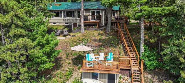 On Site Pontoon| Swim| Fish| Kayaks| Firepit in Backus