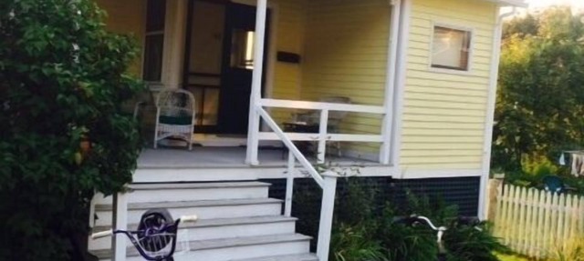 Perfect Vacation Cottage, Filled with Sunshine and Laughter. in Peaks Island
