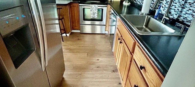 Pet-friendly 3-bdr house on cul-de-sac, next to Oakmont & 17 mi to Pittsburgh! in New Kensington