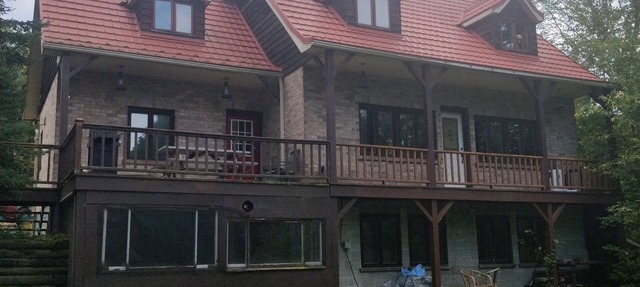 Pine Springs Retreat + Hot-Tub & Steam Room in algonquin highlands
