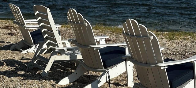 Potomac River 2 Bedroom Cottage in Piney Point with Private Beach in Piney Point
