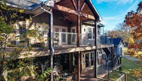 Pottsboro Group Getaway: Close to Lake Texoma! in Willow Spring