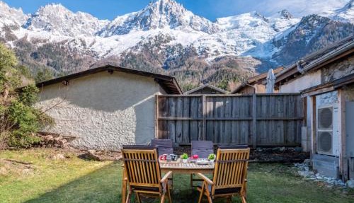 Pretty loft with view of Mont Blanc & glacier in Chamonix
