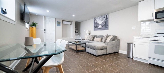 Private Parking+Prime Location-Amazing Apartment in Philadelphia