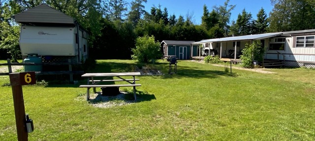 Private Tent/RV site near the bay #6 in Lion's Head