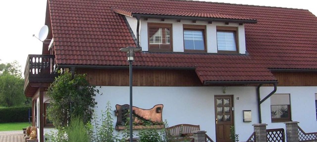 quiet, attractive apartment with 2 bedrooms in Meiningen OT Walldorf