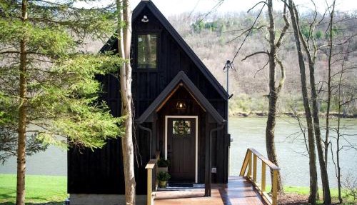 Riverfront, Modern A-Frame on the Allegheny River, Perfect for a Romantic Weekend to Unwind in Parker