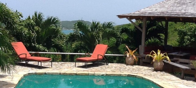 Romantic Tropical Hideaway - Birds & Bees Cottage in Falmouth