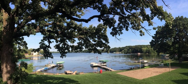 Sept. 23rd - Oct. 2nd, 2016 ~ Beautiful Williams Lake Home ~ Ryder Cup Rental in Chanhassen