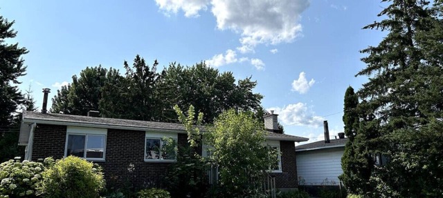 Spacious 5BR home. Close to everything! in Gatineau