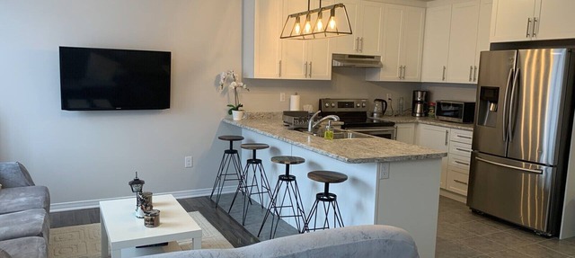 Spacious and modern townhome in Collingwood in Collingwood