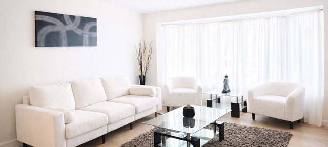 Spacious Entire Home | 4 Levels | Modern in Edmonton