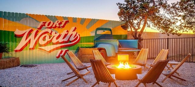Spacious Group Retreat | 3 Kings | Sleeps 25 in Ft. Worth