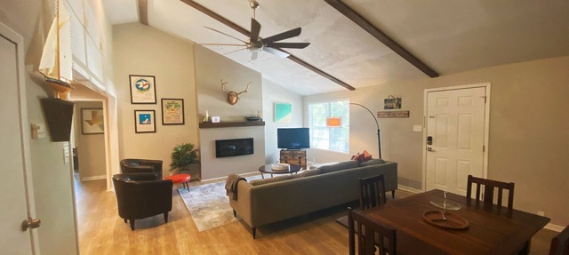 Spacious Modern Lake Retreat w/Deck! Only a short Walk to Swimming and Fishing! in Gordonville