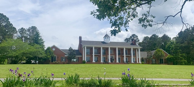 Spacious Villa On North Georgia Farm with Tennis/Pickleball & Pool in Calhoun