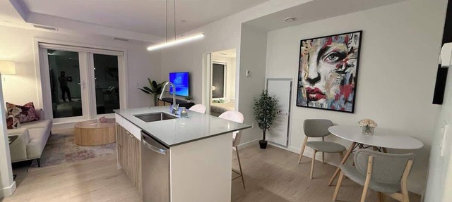 Spotless modern & bright 1 BR in North End Halifax in Halifax