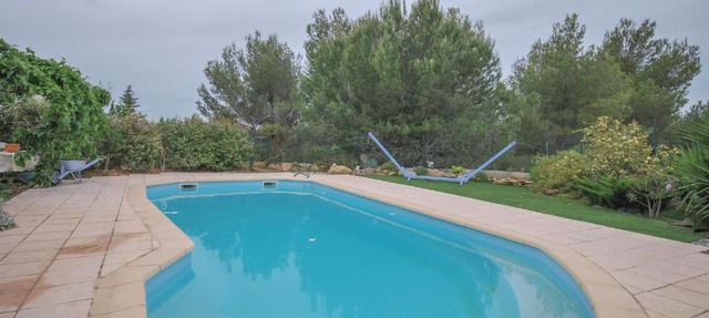 Stunning apartment in La Cadire DAzur with 1 Bedrooms, WiFi and Outdoor swimming pool in La Cadière-dʼAzur