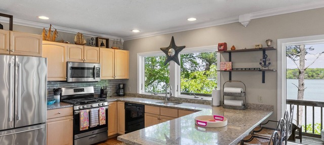 Stunning Lake Front House with Private Beach in Barnstable